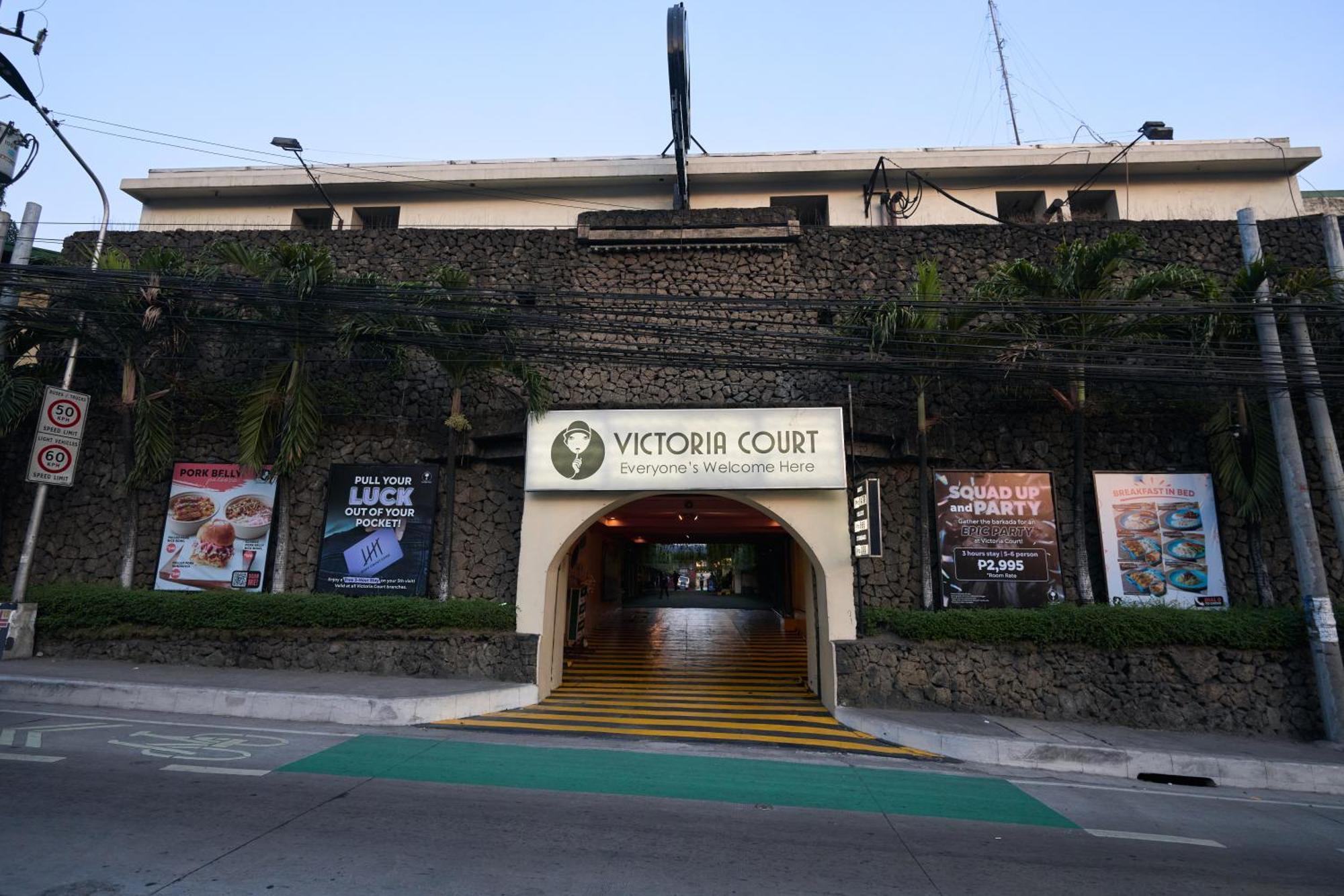 Отель Victoria Court Malabon Valenzuela Экстерьер фото